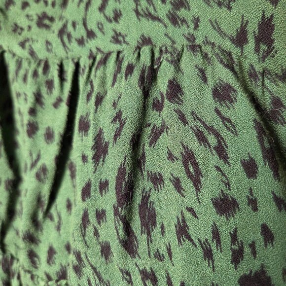 EUC AFRM SWEETHEART NECKLINE PEPLUM ANIMAL PRINT TOP SIZE M - Picture 8 of 16